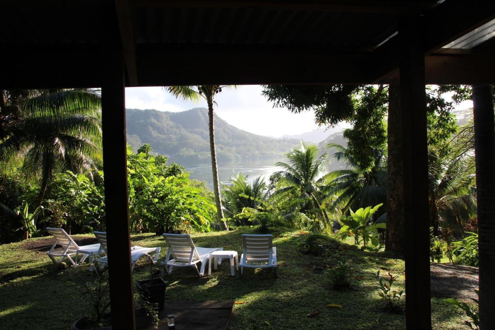 Huahine Manta Lodge Avec 4X4 Optionnel Haapu Exterior photo